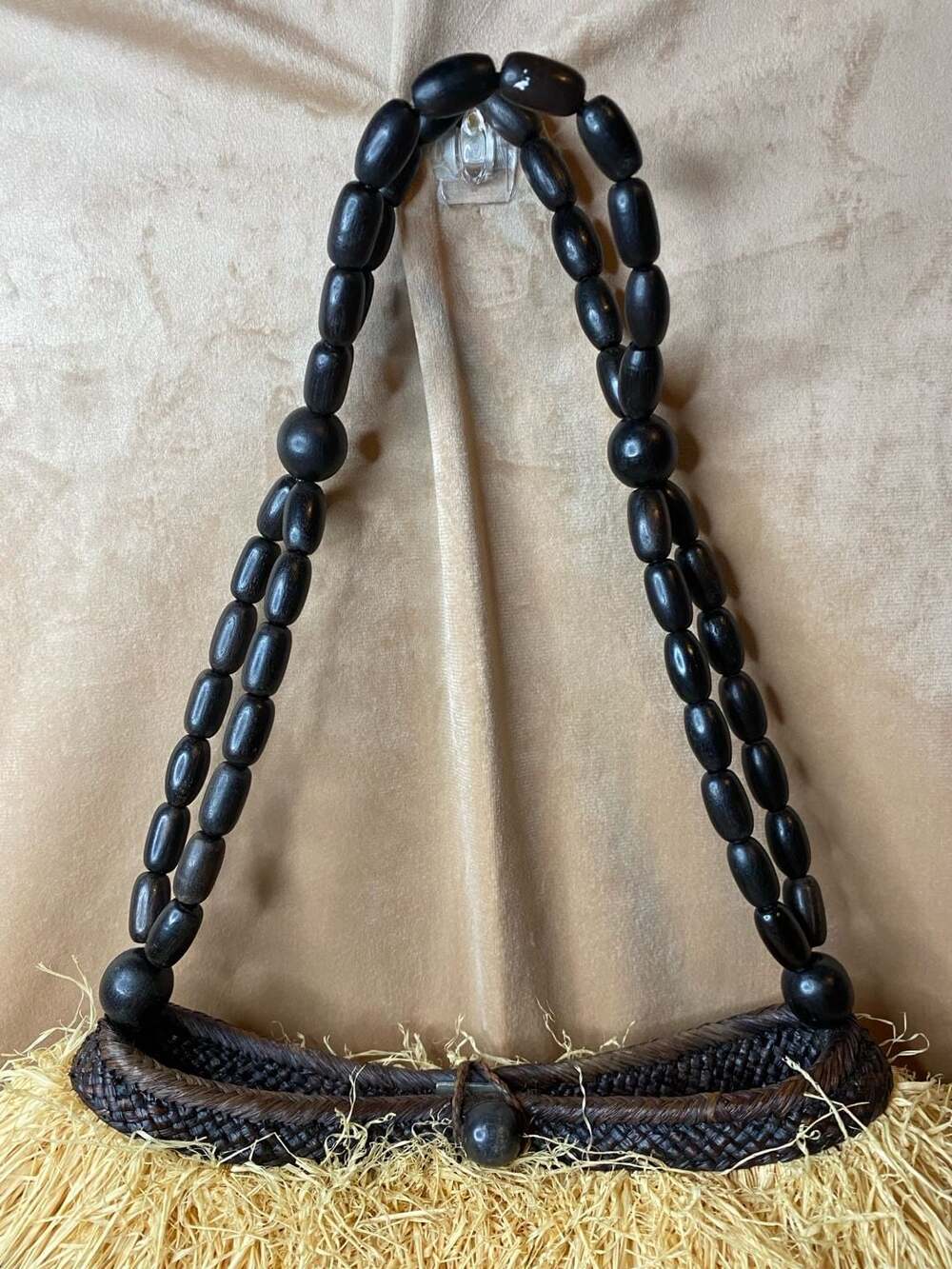 Boho Vacation Resort Woven Straw Clutch with Fringe and Beaded Handle - Picture 4 of 7